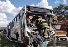 Acidente entre ônibus e caminhão deixa mais de 10 feridos na Rodovia Raposo Tavares