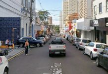 Idoso de 71 anos é atropelado e fica ferido no centro de Prudente