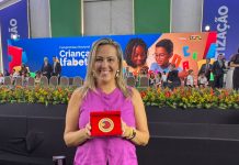 Prudente recebe em Brasília Selo Ouro de Compromisso com Alfabetização