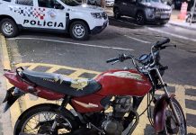 Jovem é preso após fugir da polícia com moto furtada em Presidente Prudente