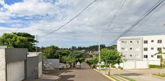 Proprietária tenta entrar em apartamento de inquilina que havia perdido gestação e caso termina com mulher ferida a facadas no Brasil Novo