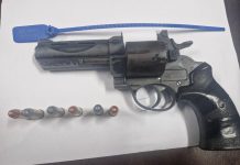 Dois homens são presos por porte de revólver de fabricação argentina em festa com cerca de 300 pessoas em Prudente