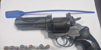 Dois homens são presos por porte de revólver de fabricação argentina em festa com cerca de 300 pessoas em Prudente