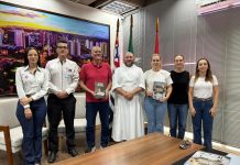 Frei Tomás, novo diretor do Hospital Regional, faz visita ao prefeito Tupã