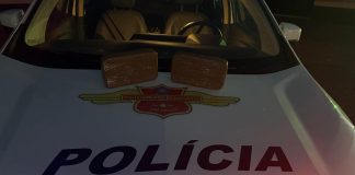 Adolescente boliviano é apreendido com 2,1 Kg de cocaína dentro de ônibus na Raposo Tavares em Presidente Prudente