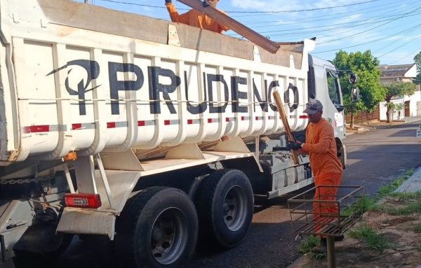Mutirão Cata-treco avança para a zona oeste e reforça combate à dengue em Prudente