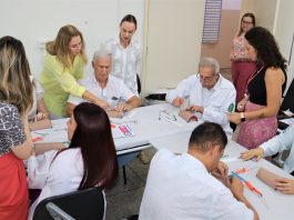 Prudente recebe 700 implantes contraceptivos e capacita médicos para ampliar acesso