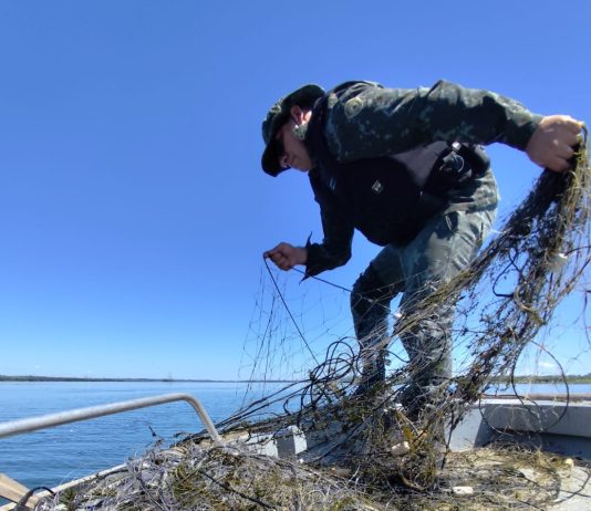 Polícia Ambiental apreende 650 metros de redes de pesca irregular em Rosana