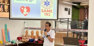 Profissionais recebem treinamento para uso de desfibriladores que serão instalados em postos de saúde de Prudente