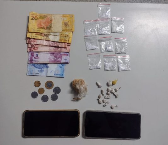 Casal é preso com drogas e dinheiro após denúncias de tráfico na Vila Brasil