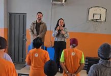 Vereadora Sara Lopes visita APIV e apresenta instituição ao pré-candidato Roger Gasques em Presidente Prudente
