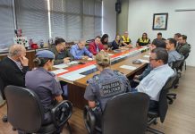 Comissão inicia preparativos para solenidade e desfile do feriado de 9 de Julho
