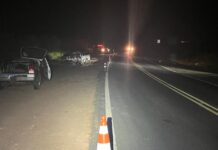 Saveiro invade contramão, provoca colisão frontal e deixa seis feridos na rodovia Júlio Budiski
