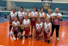Equipes de vôlei adaptado da Semepp conquistam duas vitórias pela Liga da Melhor Idade