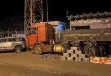 Polícia Rodoviária apreende 246 kg de cocaína e pasta base com caminhoneiro paraguaio em Rosana