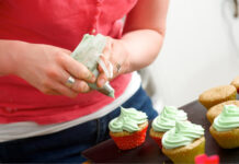 Curso gratuito de bolos e cupcakes oferece oportunidade de qualificação e renda em PP