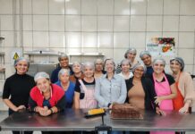 Participantes concluem curso de confeitaria promovido pelo Fundo Social