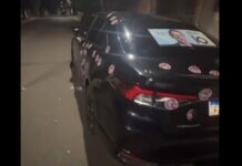 Carro de vereador do Republicanos de Prudente é coberto por adesivos políticos de Lula e Haddad durante a noite