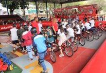 Programa gratuito de educação no trânsito atende crianças no Parque do Povo, em Presidente Prudente