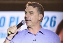 PRESIDÊNCIA: Flávio Bolsonaro vence o 1° turno e disputa o segundo turno dia 25 de outubro contra LuLa